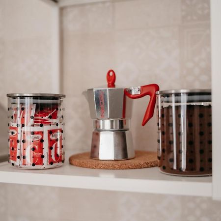 Brombeis Aurea By Casanapoletana - Town Center Apartment Наполи Екстериор снимка